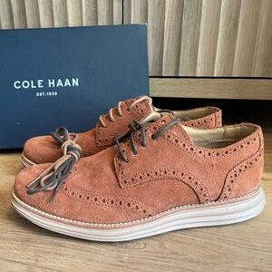 Cole Haan Lunar Grand Wingtips in Suede Woodbury/Gum - M 7.5